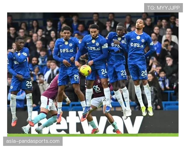 伯恩利客场绝平切尔西 弗莱明头球建功抢下关键一分